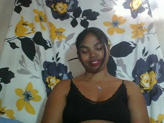 Live sex webcam photo for Miarizou #292019859