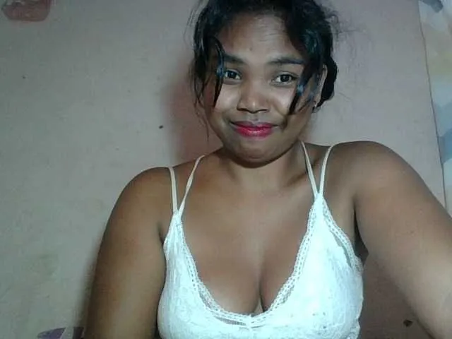 Live sex webcam photo for Miarizou #292415575