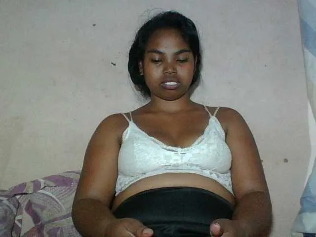 Live sex webcam photo for Miarizou #292417073