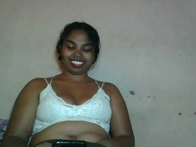 Live sex webcam photo for Miarizou #292440185