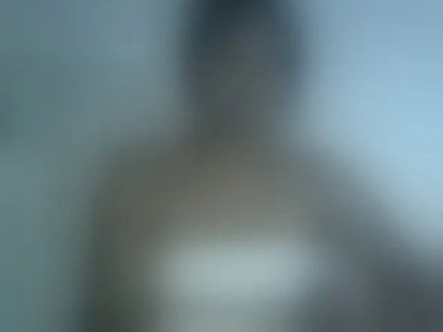 Live sex webcam photo for Miarizou #292636609