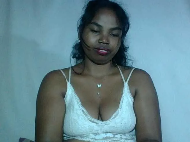 Live sex webcam photo for Miarizou #292851110