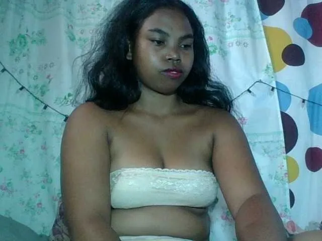 Live sex webcam photo for Miarizou #293061038