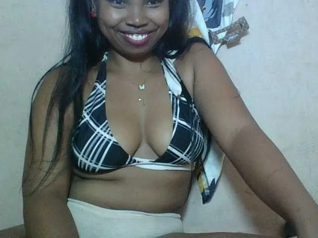 Live sex webcam photo for Miarizou #293536030
