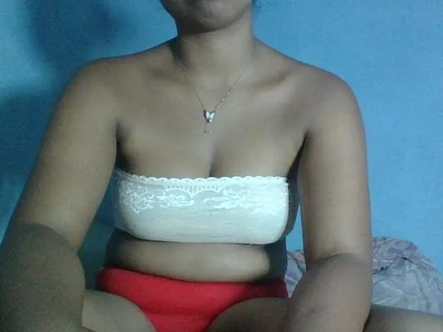 Live sex webcam photo for Miarizou #293740481