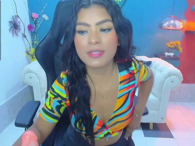 Live sex webcam photo for Miaynocolucci #291421210