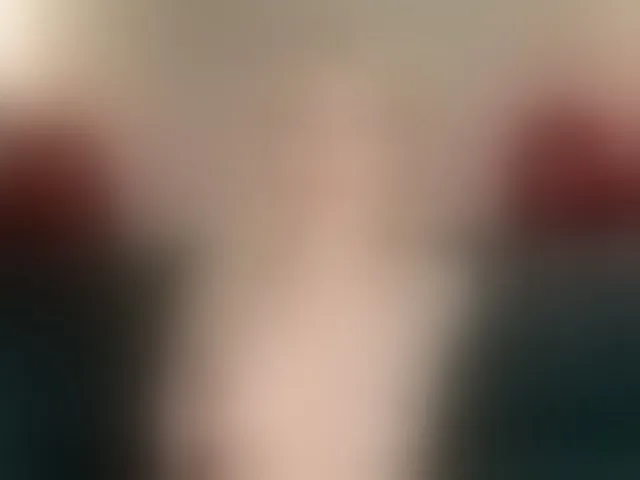 Live sex webcam photo for MicaFiechter #293503291