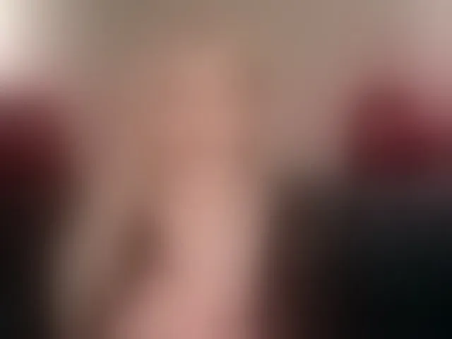 Live sex webcam photo for MicaFiechter #293544385