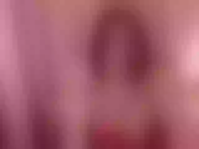 Live sex webcam photo for Micaleigh3 #292079389