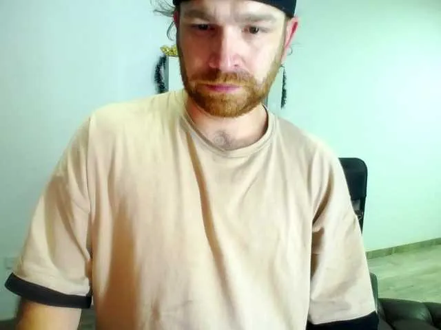 Live sex webcam photo for MichaCosio #276933448