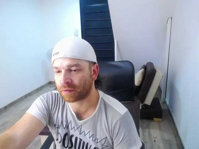 Live sex webcam photo for MichaCosio #277202187