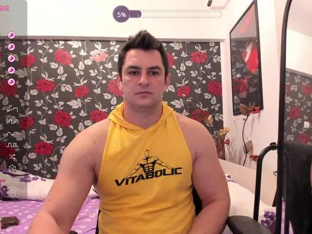 Live sex webcam photo for MichaelRagnar #277484563