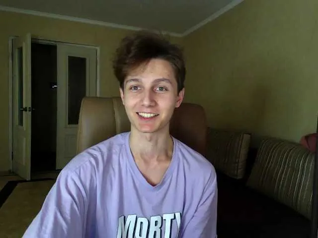 Live sex webcam photo for MichaelShine #276424659