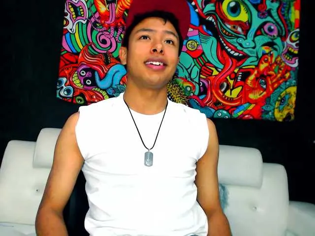 Live sex webcam photo for MichaelStones #273161618