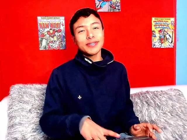 Live sex webcam photo for MichaelStones #273313358