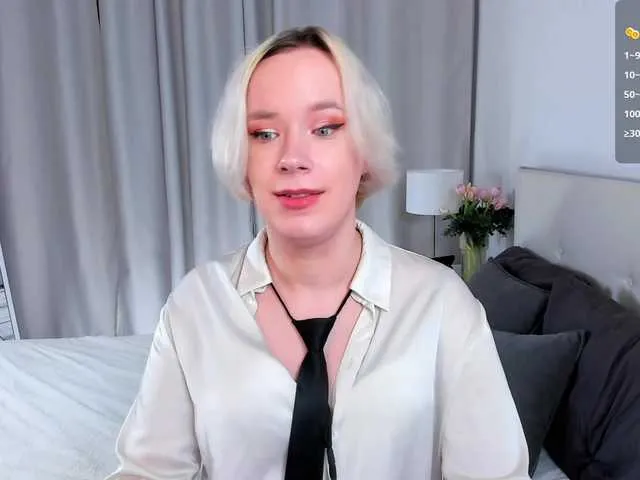 Live sex webcam photo for MichaelSwans #291303210