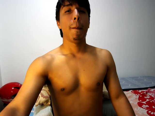 Live sex webcam photo for Michaelhotbbc #291102717