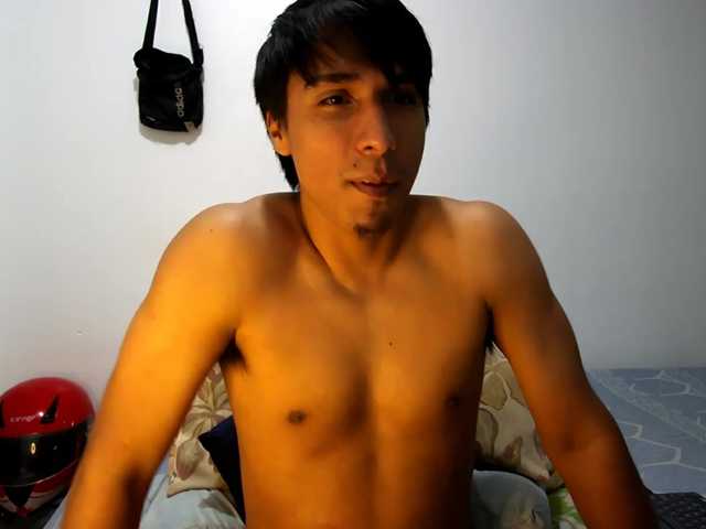 Live sex webcam photo for Michaelhotbbc #291150139