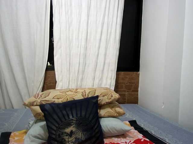 Live sex webcam photo for Michaelhotbbc #291336778