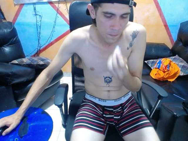 Live sex webcam photo for Michaell-Jack #278021427