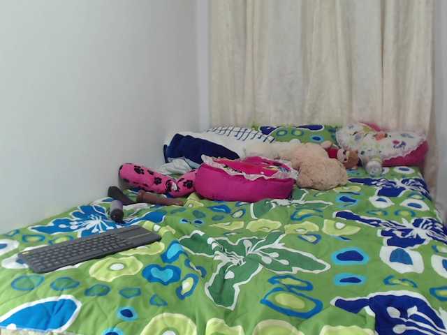 Live sex webcam photo for MichelDemon #275452619