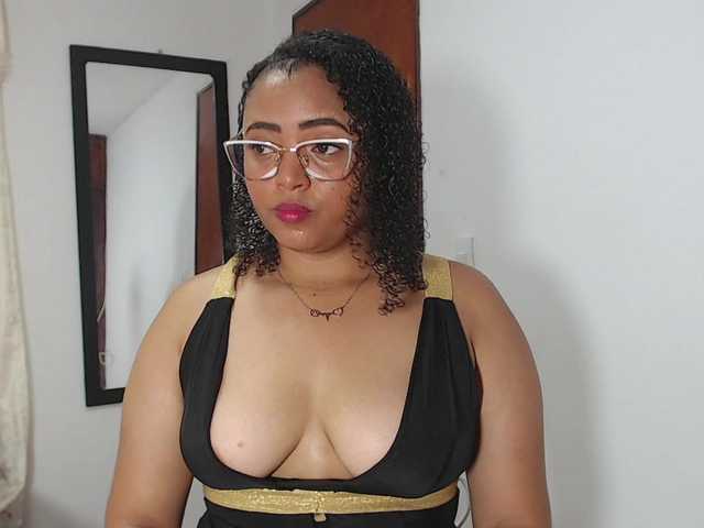 Live sex webcam photo for MichelDemon #275648902