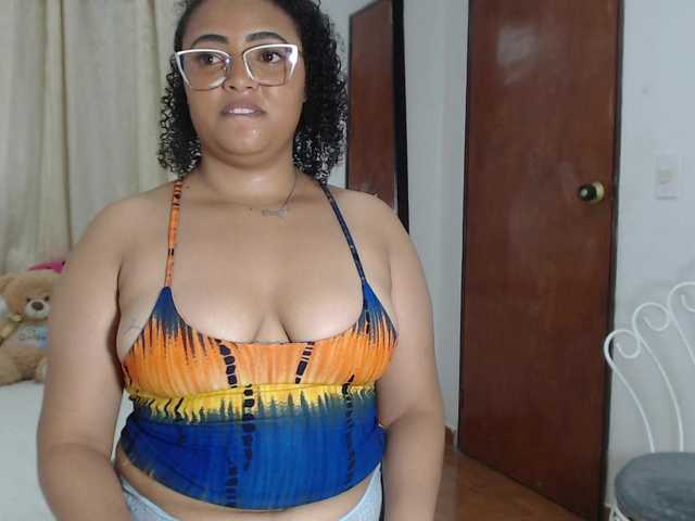 Live sex webcam photo for MichelDemon #275718349