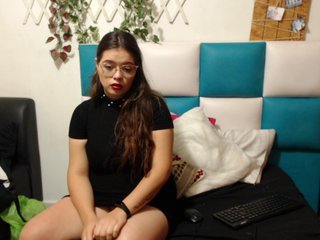 Live sex webcam photo for Michelle-Adam #204927457