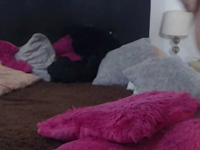 Live sex webcam photo for Michelle-p #274642865