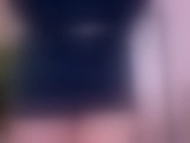 Live sex webcam photo for MichelleReys #292536031