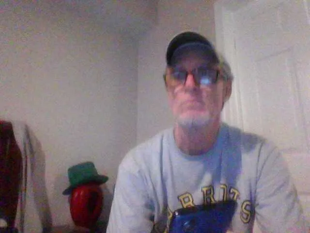 Live sex webcam photo for Micromark #290875725