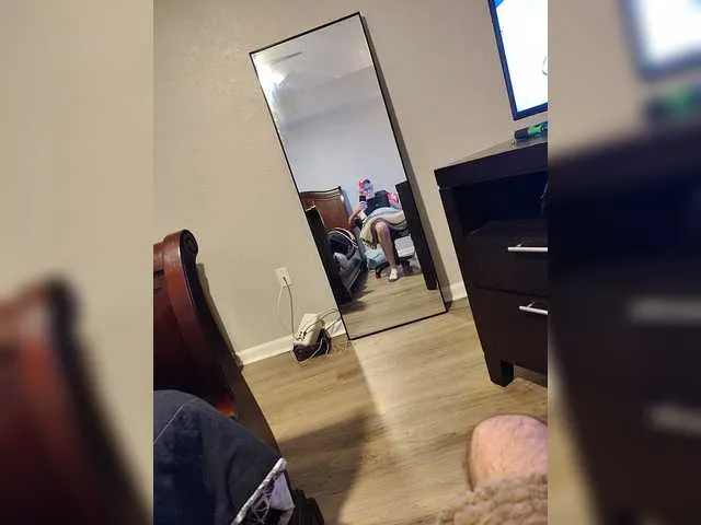 Live sex webcam photo for Micromark #290885668