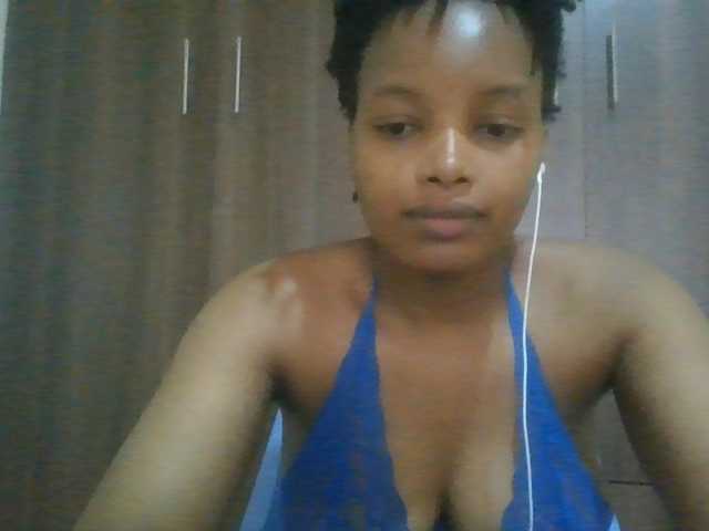 Live sex webcam photo for MidnightMuse-1 #294147048
