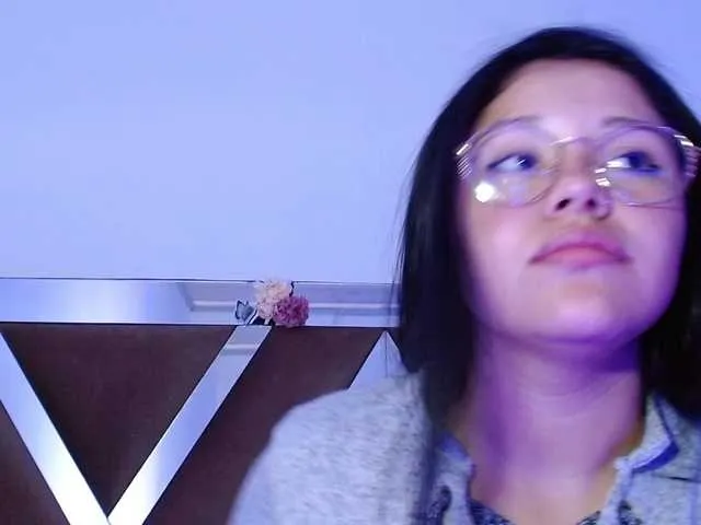 Live sex webcam photo for Miia-tay #276686199