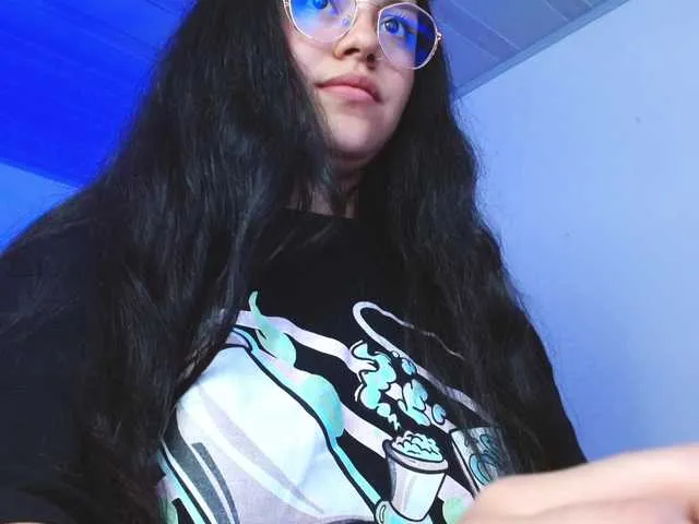 Live sex webcam photo for Miia-tay #276692909