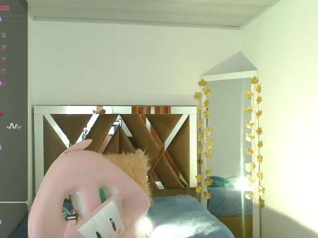 Live sex webcam photo for Miia-tay #276706265