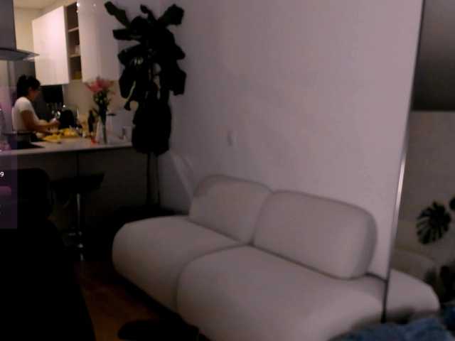 Live sex webcam photo for Miia4 #291910659