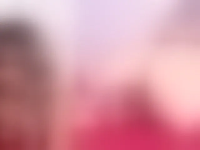 Live sex webcam photo for MiiaJhonson01 #290977509