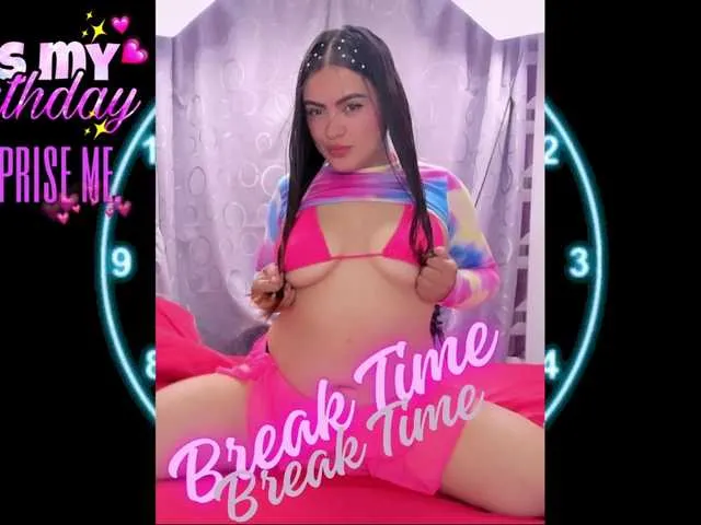 Live sex webcam photo for MiiaJhonson01 #291695525