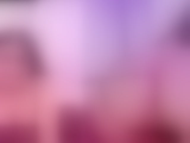 Live sex webcam photo for MiiaJhonson01 #293576494