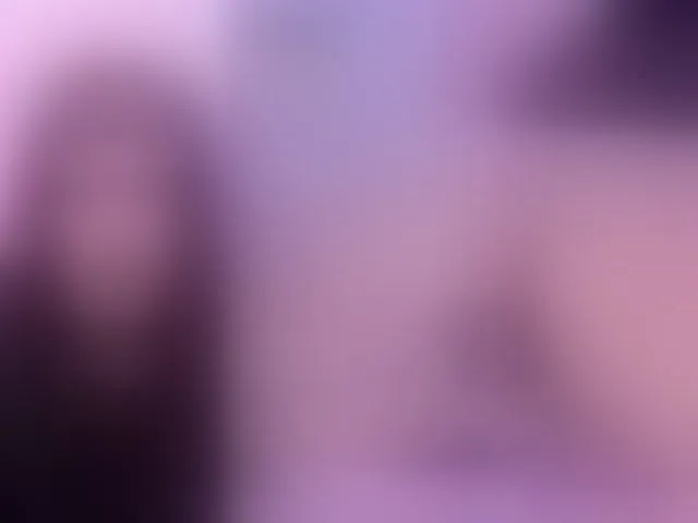 Live sex webcam photo for MiiaJhonson01 #293697569