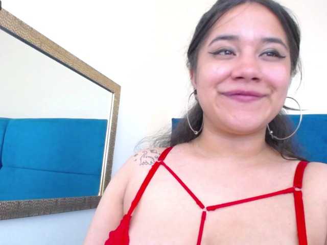 Live sex webcam photo for Miileycooper- #276845118