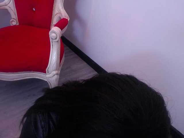 Live sex webcam photo for Miileycooper- #277896042