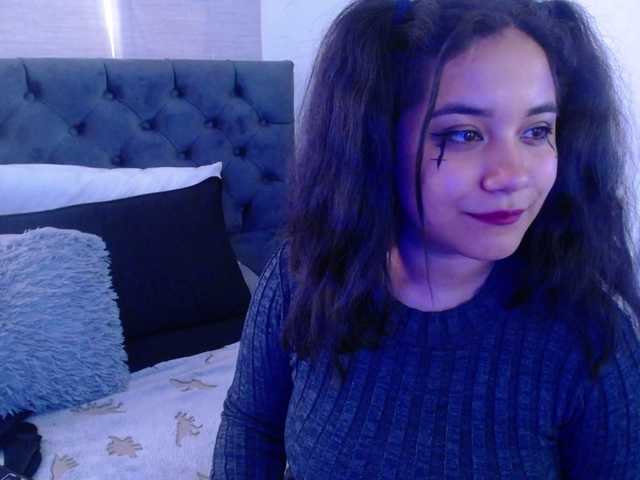 Live sex webcam photo for Miileycooper- #278050523