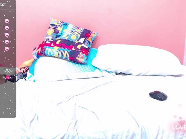 Live sex webcam photo for MiissBNasty #277116301