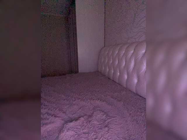 Live sex webcam photo for Mika-mikaa #272668660