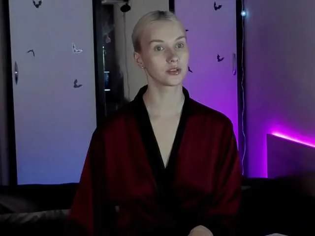 Live sex webcam photo for MikaKisa66624 #292137867