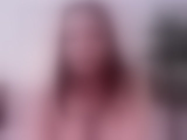 Live sex webcam photo for MikaMoony #294212285