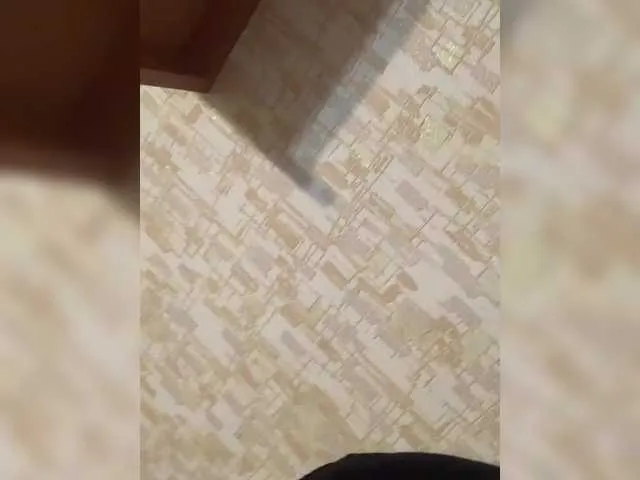 Live sex webcam photo for Mikaaaa9505 #291128886