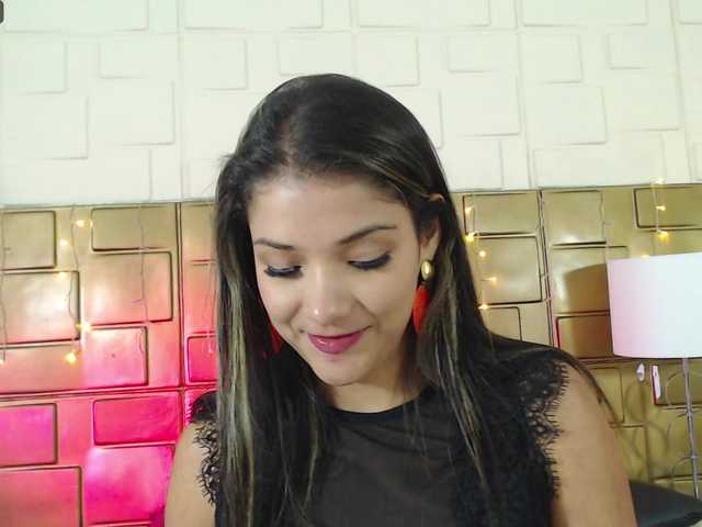 Live sex webcam photo for MikaelaArmstrong #288069131